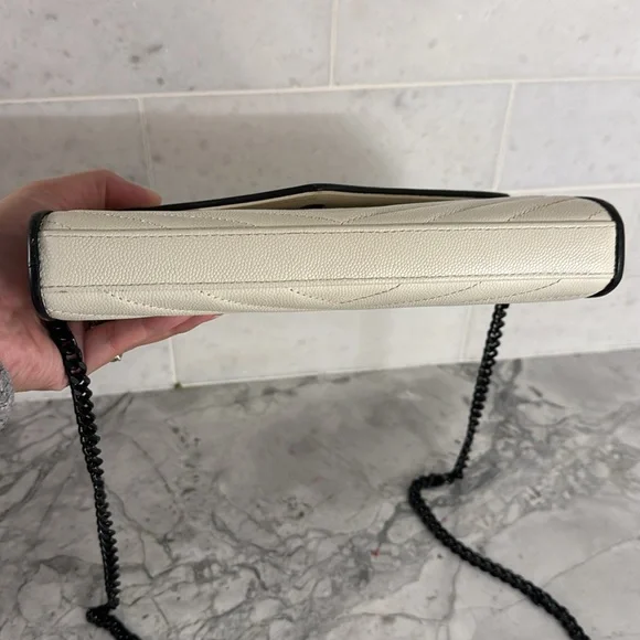 YSL classic monogram woc matalasse chevron leather - Picture 5 of 11